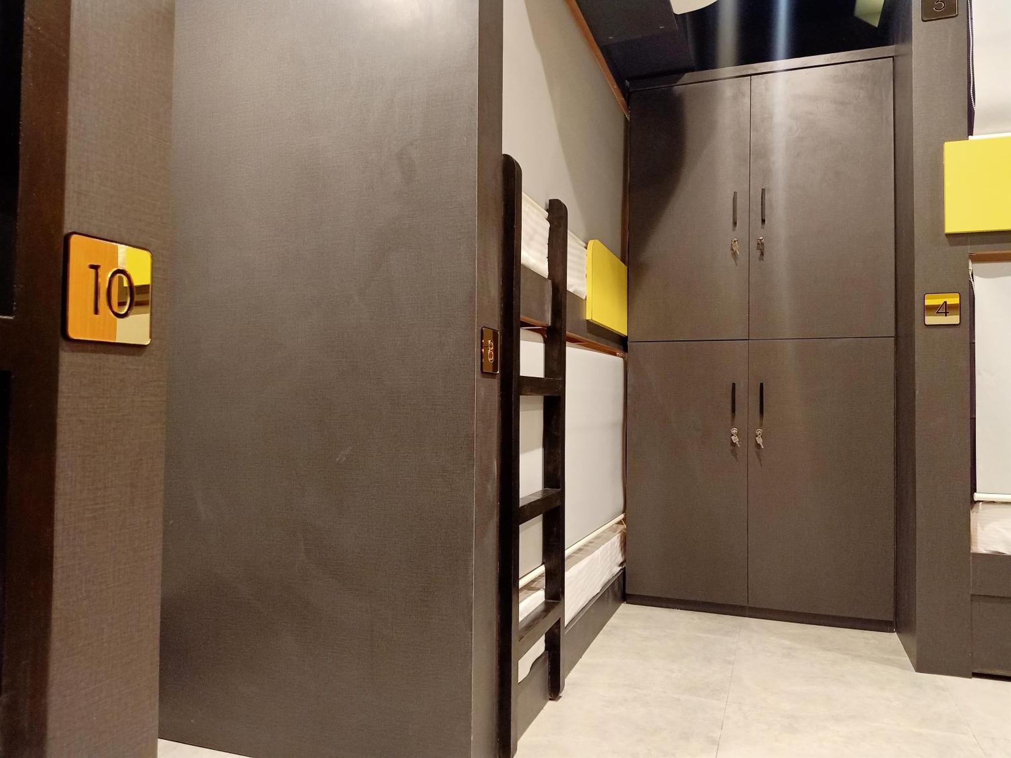 Stay Villa Hostel For Male And Female มุมไบ ภายนอก รูปภาพ