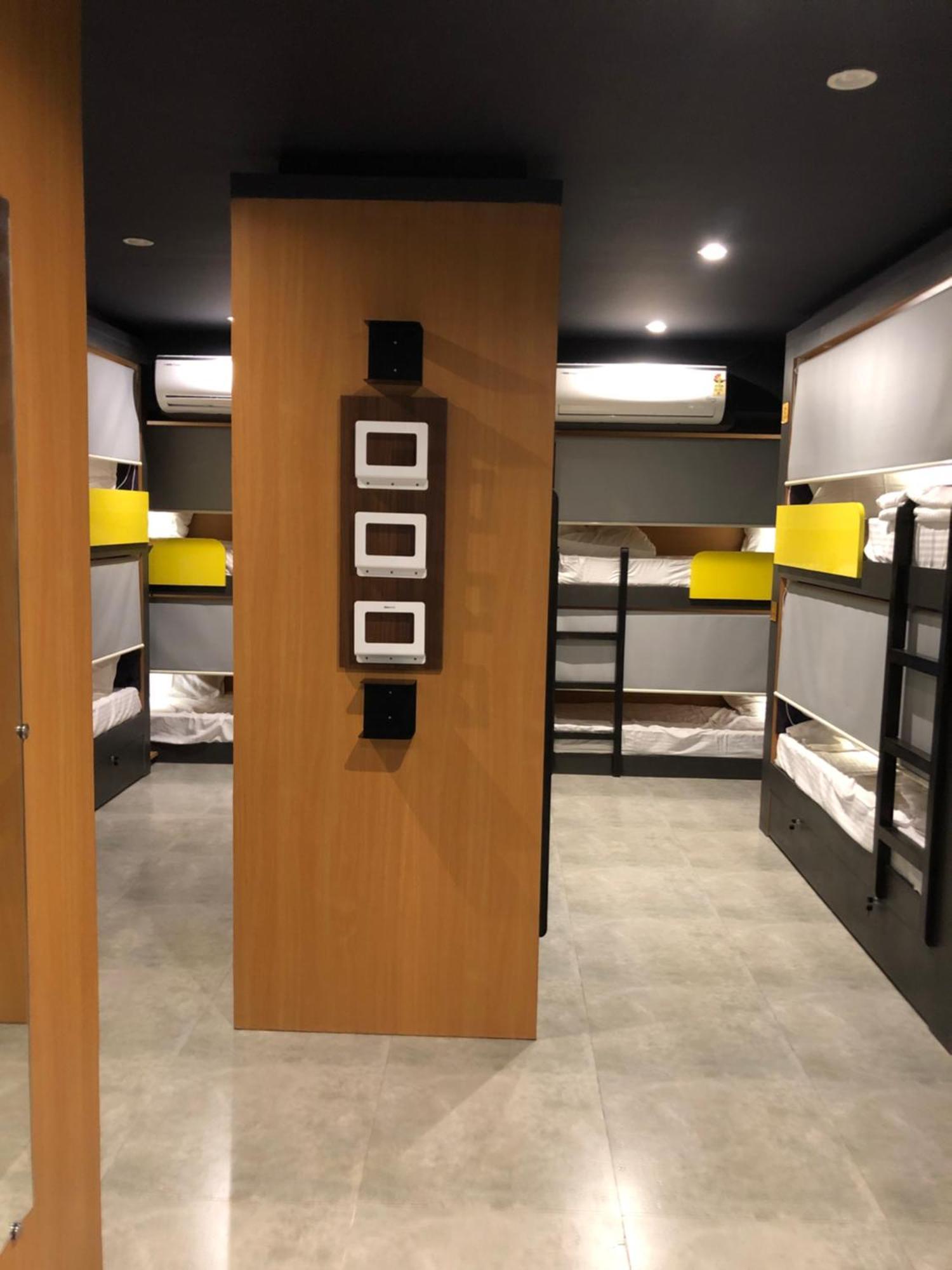 Stay Villa Hostel For Male And Female มุมไบ ภายนอก รูปภาพ