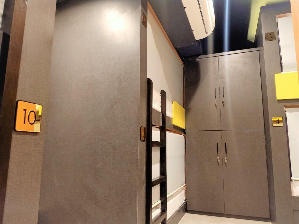 Stay Villa Hostel For Male And Female มุมไบ ภายนอก รูปภาพ