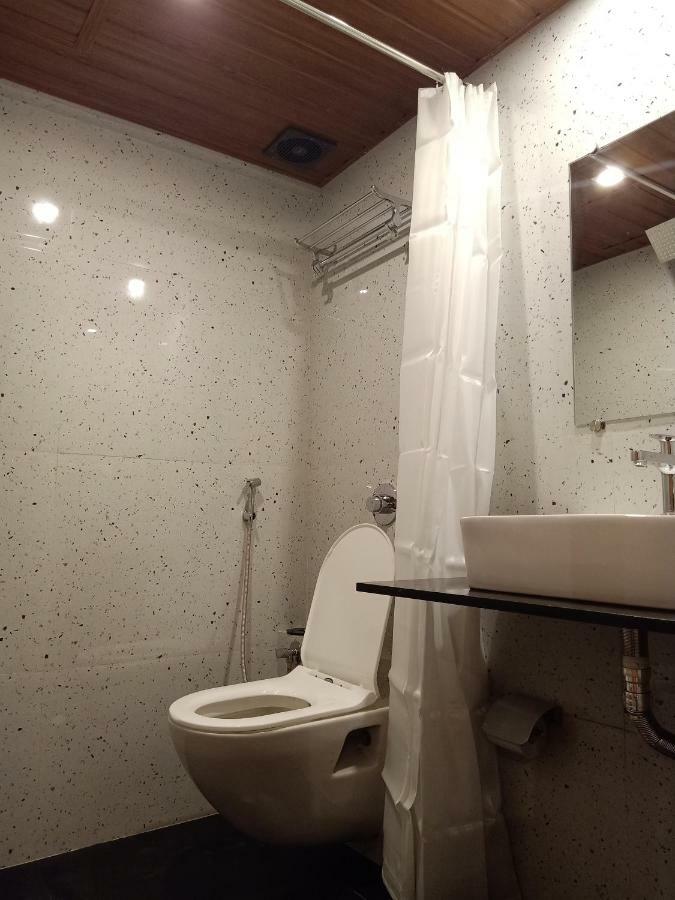 Stay Villa Hostel For Male And Female มุมไบ ภายนอก รูปภาพ