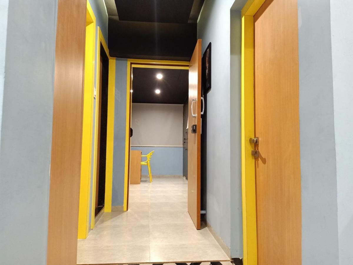 Stay Villa Hostel For Male And Female มุมไบ ภายนอก รูปภาพ
