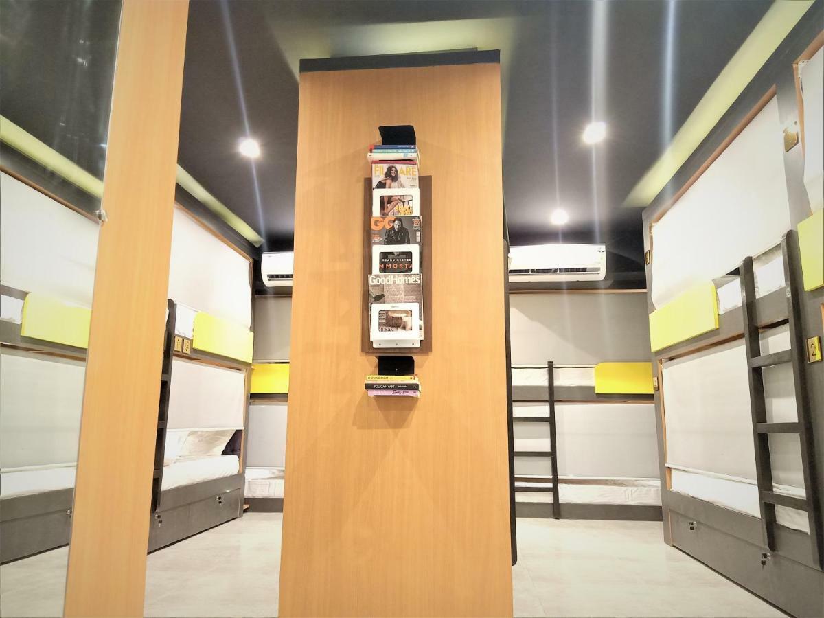 Stay Villa Hostel For Male And Female มุมไบ ภายนอก รูปภาพ